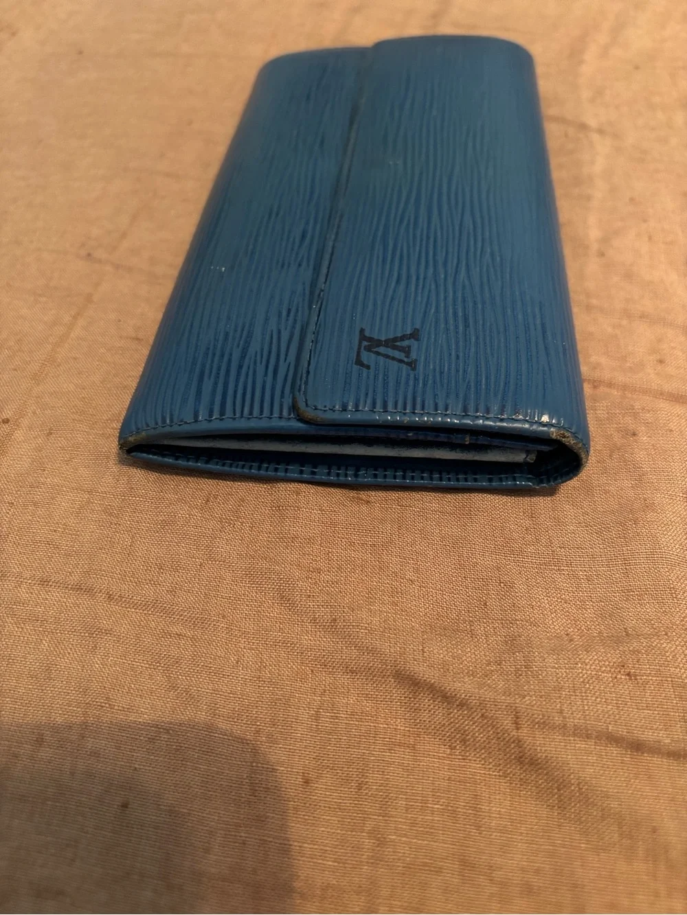 Vintage Louis Vuitton Sarah Wallet – Toledo Blue Epi Leather Long Wallet